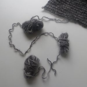 LOTILDA Knäuel verbunden