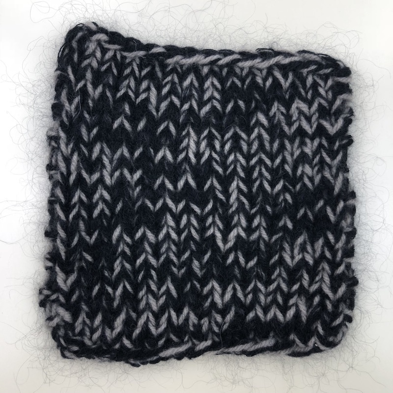 Meliert Stricken mit Lamana Como und Premia - Schwarz