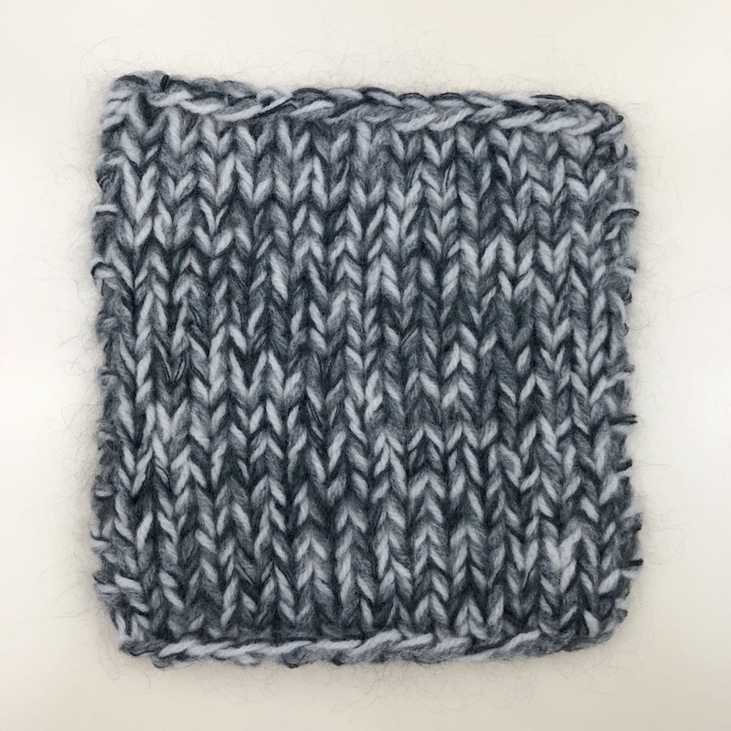 Meliert Stricken mit Lamana Como und Premia - Grau