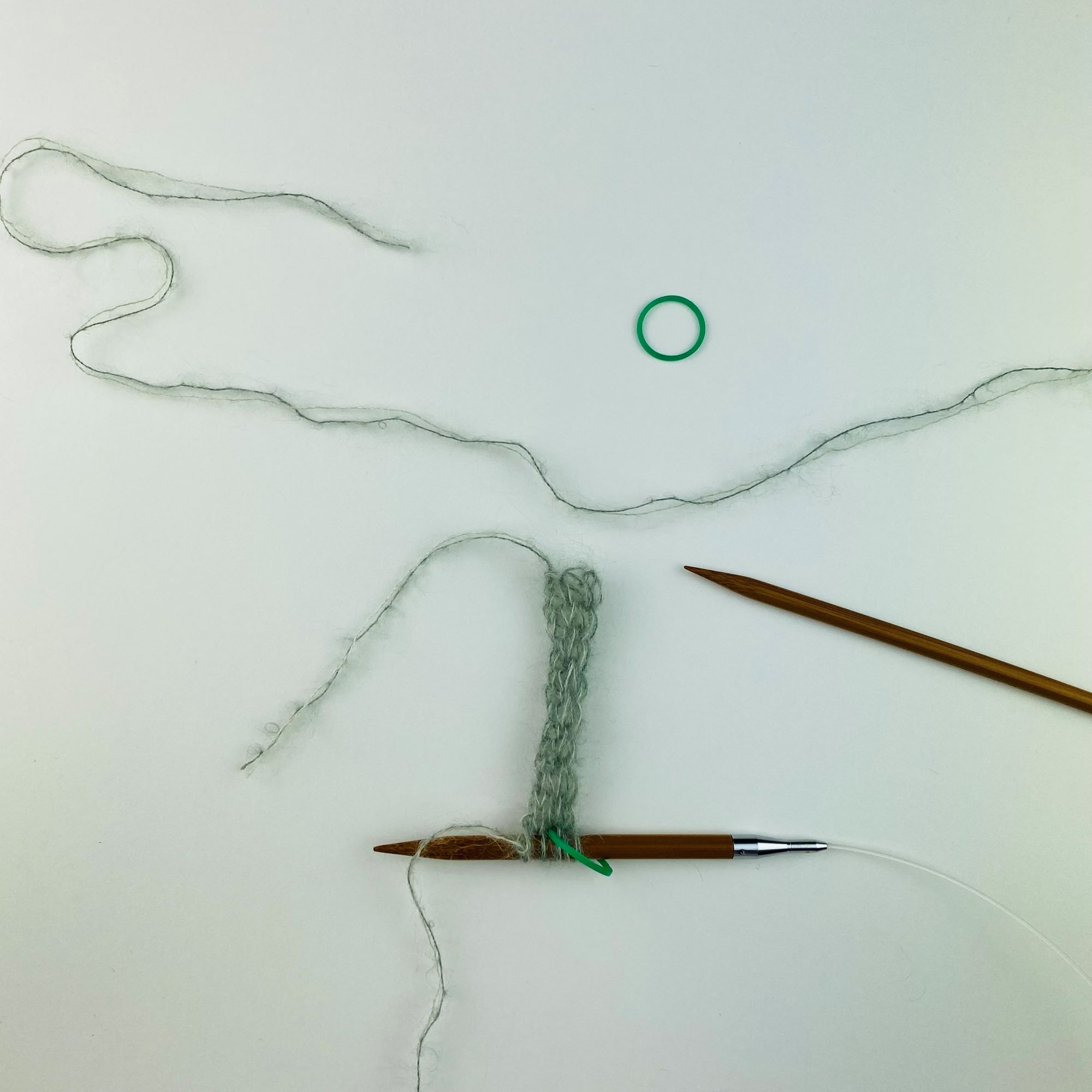 MARTA V-Neck Schritt 1 - B Bild 1 von 5