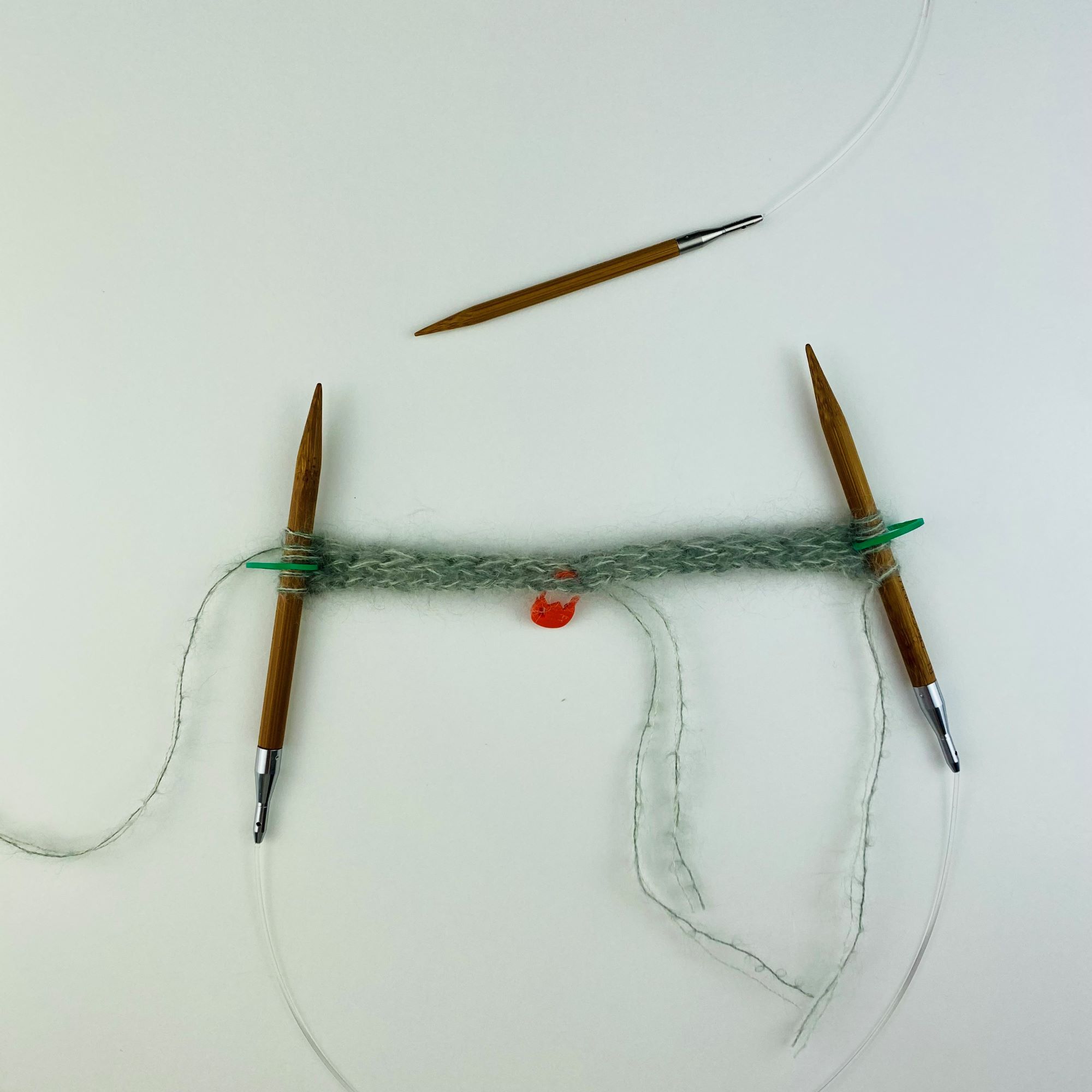 MARTA V-Neck Schritt 1 - C Bild 1 von 8