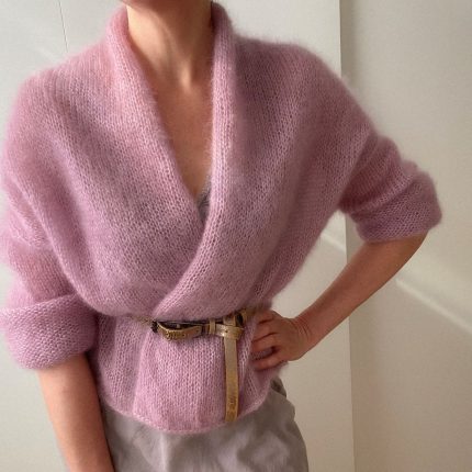 Strickanleitung MARTA Summer Cardigan - Lässige Strickjacke mit Schalkragen und schmalen Ärmeln aus Mohair zum selber stricken